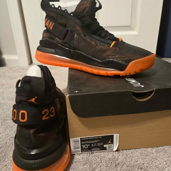 Size 10.5 - Jordan Proto Max 720 Total Orange main image 4
